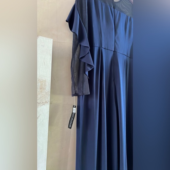 COPY - R&M Richards women’s ruffled illusions sleeve formal Navy jumpsuit. - Picture 2 of 8